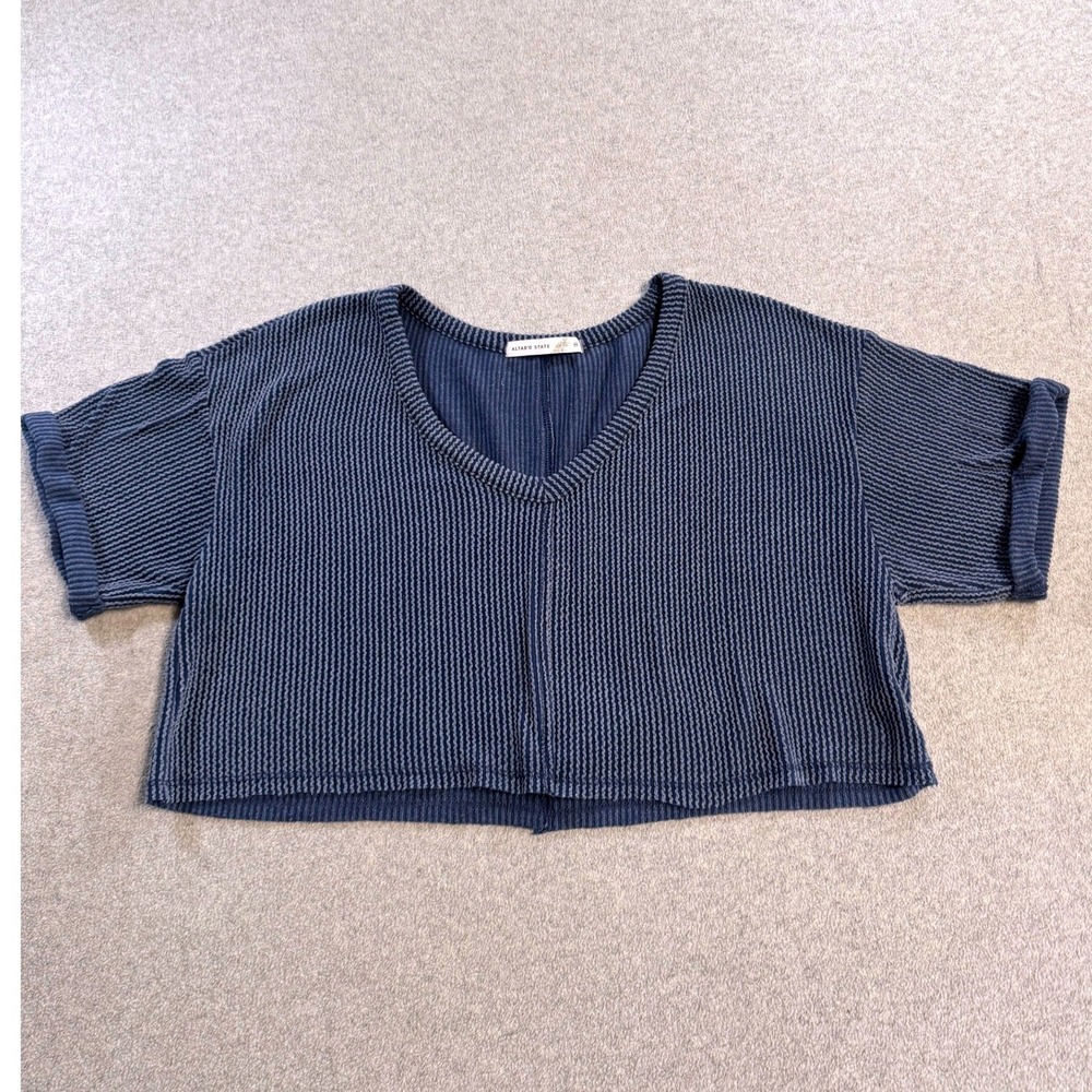 Altar'd State Crop Top Womens Medium Blue Textured Waffle‎ Knit V-Neck Tee